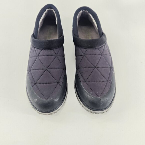 L.L. Bean Ultralight PrimaLoft Slip On Shoes Womens M Black Waterproof Slippers - Picture 2 of 8